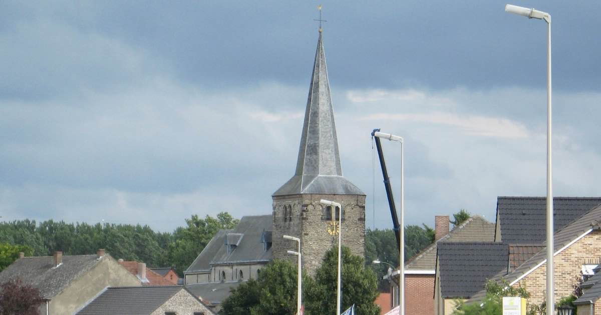 Sint-Martinuskerk in Beek (Bree)