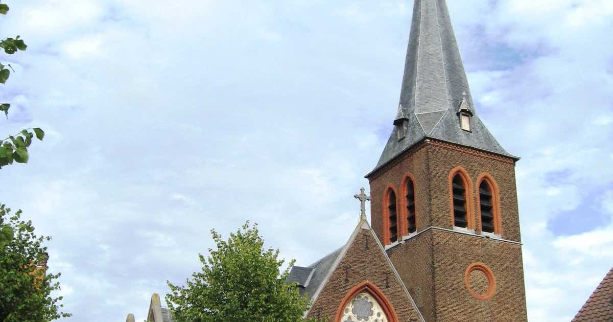 Sint-Martinuskerk in Martenslinde (Bilzen-Hoeselt)